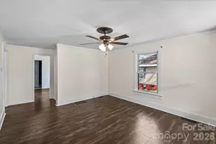 305 Linestowe Dr, Belmont, NC 28012 - Photo 5