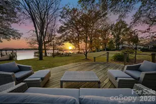 18019 Whispering Oaks Dr, Cornelius, NC 28031 - Photo 5