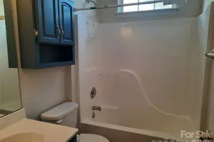 5305 Chinemist Ct, Charlotte, NC 28269 - Photo 13