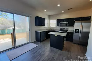 5305 Chinemist Ct, Charlotte, NC 28269 - Photo 7