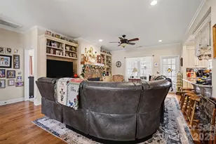 5123 Beckenham Ln, Concord, NC 28025 - Photo 7