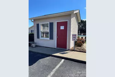 2705 N Center Street #43, Hickory, NC 28601 - Photo 9