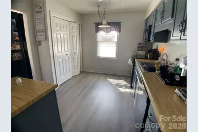 2705 N Center Street #43, Hickory, NC 28601 - Photo 13