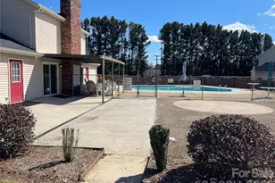 2705 N Center St, Hickory, NC 28601 - Photo 3