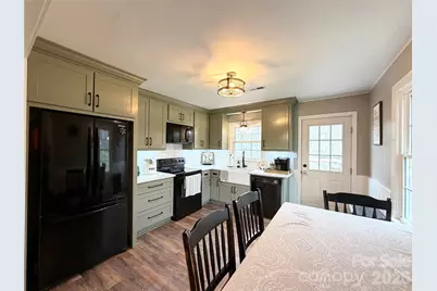 2825 Wendell Street, Lenoir, NC 28645 - Photo 9