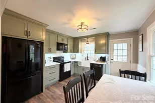 2825 Wendell St, Lenoir, NC 28645 - Photo 9