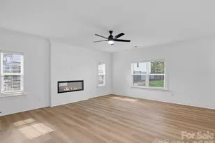 1242 N Sharon Amity Rd, Charlotte, NC 28211 - Photo 9