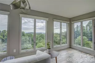 204 Fleetwood Plaza, Hendersonville, NC 28739 - Photo 3