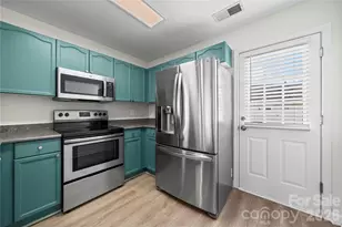 2145 Pavillion Ct, Rock Hill, SC 29732 - Photo 7