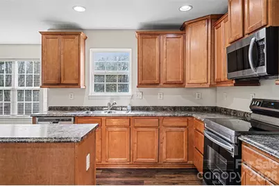 4423 Austin Dekota Drive, Charlotte, NC 28269 - Photo 15