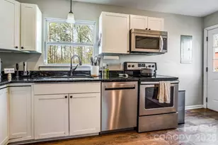 109 Julia St, Mount Holly, NC 28120 - Photo 5