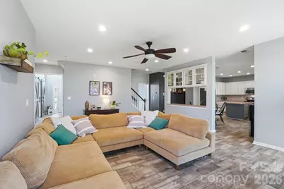 125 N Wendover Trace, Mooresville, NC 28117 - Photo 7