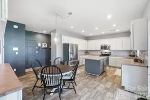 125 N Wendover Trace, Mooresville, NC 28117 - Photo 9