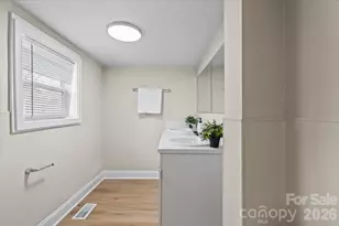 913 W 3rd Ave, Gastonia, NC 28052 - Photo 29