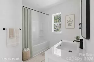 659 Stillgreen Ln, Charlotte, NC 28214 - Photo 9