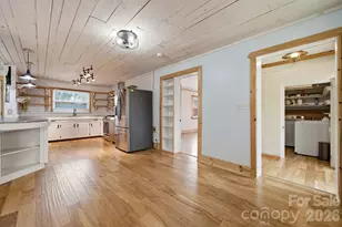 406 Coulwood Dr, Charlotte, NC 28214 - Photo 13