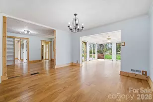 406 Coulwood Dr, Charlotte, NC 28214 - Photo 15