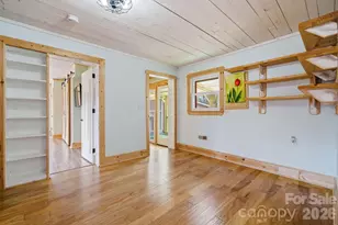 406 Coulwood Dr, Charlotte, NC 28214 - Photo 7