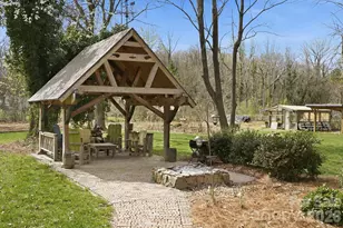 406 Coulwood Dr, Charlotte, NC 28214 - Photo 43