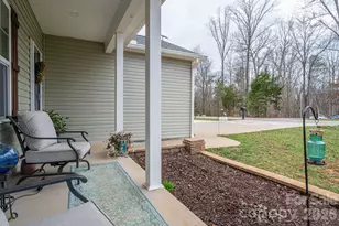 1310 Western Hills Ln, Vale, NC 28168 - Photo 5