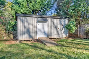 2400 Markham Ct, Charlotte, NC 28205 - Photo 19