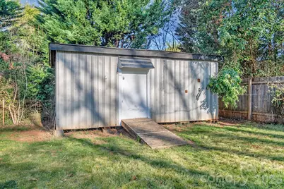 2400 Markham Court, Charlotte, NC 28205 - Photo 21