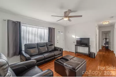 2400 Markham Court, Charlotte, NC 28205 - Photo 3