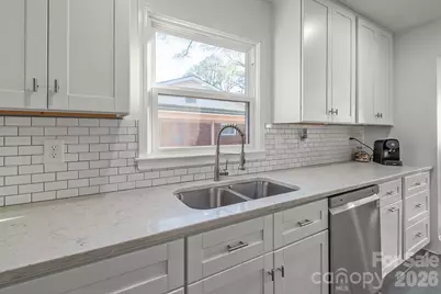 2400 Markham Court, Charlotte, NC 28205 - Photo 11