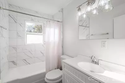 2400 Markham Court, Charlotte, NC 28205 - Photo 5