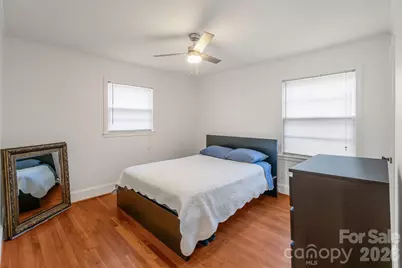 2400 Markham Court, Charlotte, NC 28205 - Photo 7