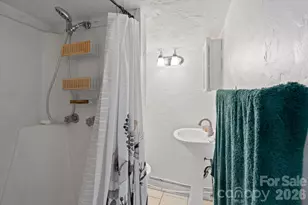 61 Hibriten Dr, Asheville, NC 28801 - Photo 35