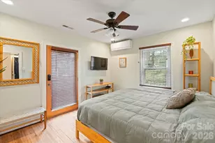 61 Hibriten Dr, Asheville, NC 28801 - Photo 9