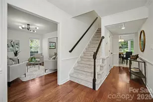 4831 Deanscroft Dr, Charlotte, NC 28226 - Photo 3