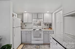 25 Ridgelawn Rd, Asheville, NC 28806 - Photo 33