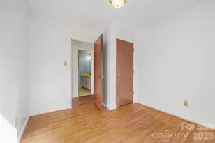 5322 Larewood Dr, Charlotte, NC 28215 - Photo 11