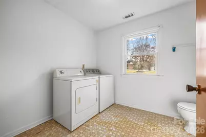 5322 Larewood Drive, Charlotte, NC 28215 - Photo 21