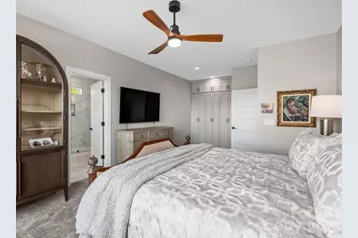 636 Crystal Heights Drive, Hendersonville, NC 28739 - Photo 17