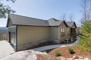 636 Crystal Heights Dr, Hendersonville, NC 28739 - Photo 39