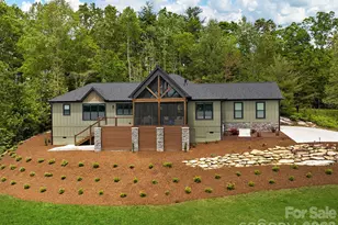 636 Crystal Heights Dr, Hendersonville, NC 28739 - Photo 31