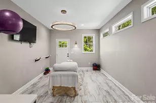 636 Crystal Heights Dr, Hendersonville, NC 28739 - Photo 25