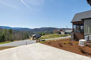 636 Crystal Heights Dr, Hendersonville, NC 28739 - Photo 33