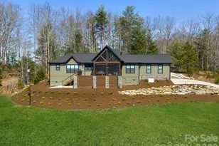 636 Crystal Heights Dr, Hendersonville, NC 28739 - Photo 5