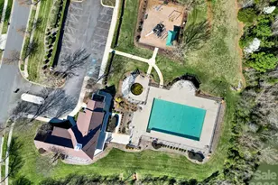 9911 Seven Oaks Dr, Charlotte, NC 28215 - Photo 39