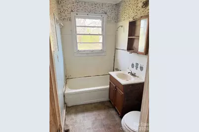 205 Jewel Street, Chester, SC 29706 - Photo 11