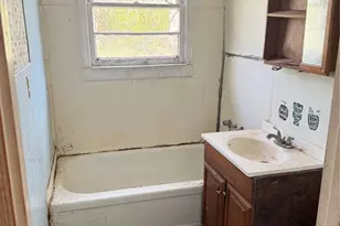 205 Jewel St, Chester, SC 29706 - Photo 11