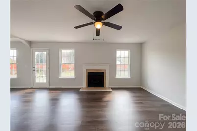 304 Valerie Drive, Lincolnton, NC 28092 - Photo 3