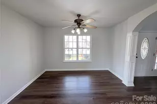 304 Valerie Dr, Lincolnton, NC 28092 - Photo 5