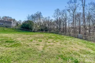 4700 Lone Tree Ct, Charlotte, NC 28269 - Photo 21