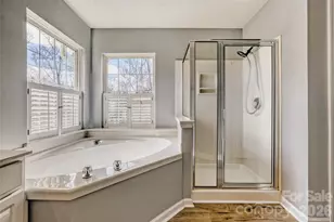 4700 Lone Tree Ct, Charlotte, NC 28269 - Photo 13