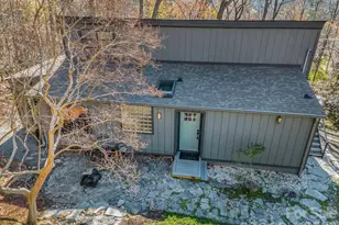 456 Youngs Mountain Dr, Lake Lure, NC 28746 - Photo 5